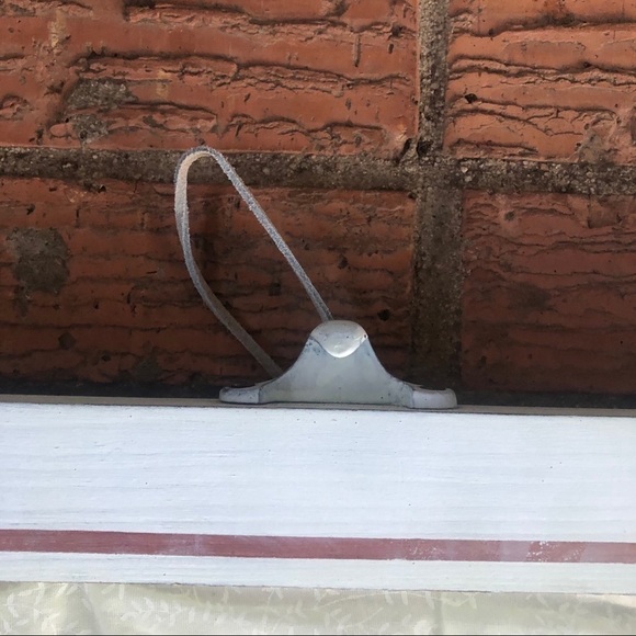 American Flag Handmade Patchwork Quilt & Button Accents in Window Frame 15”L - Picture 3 of 5